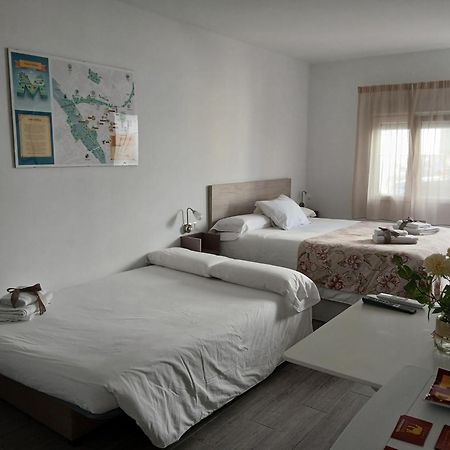 Alaudae Apartamentos Меріда Екстер'єр фото