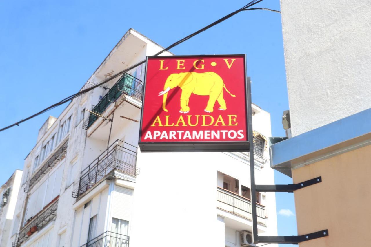 Alaudae Apartamentos Меріда Екстер'єр фото