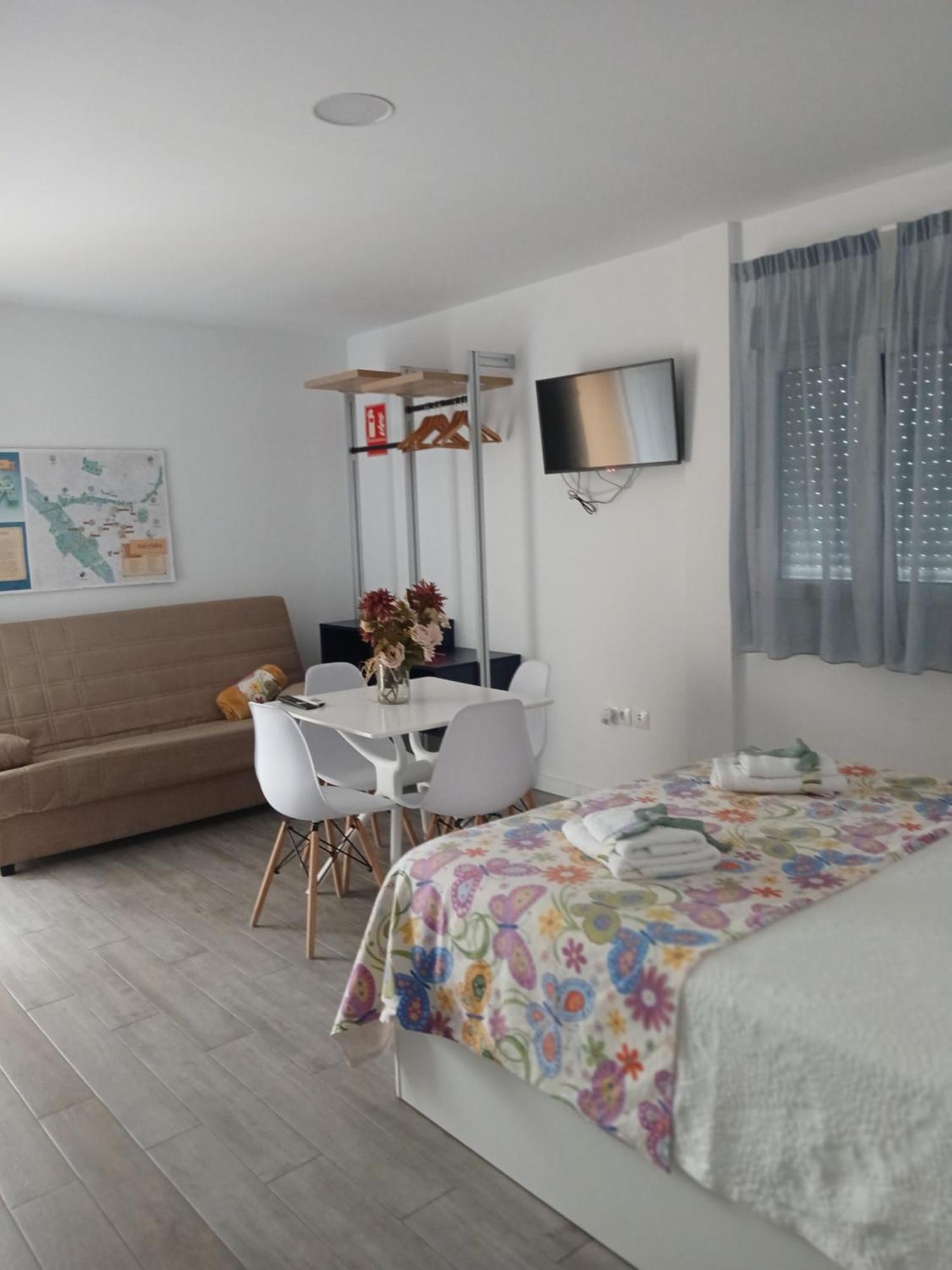 Alaudae Apartamentos Меріда Екстер'єр фото