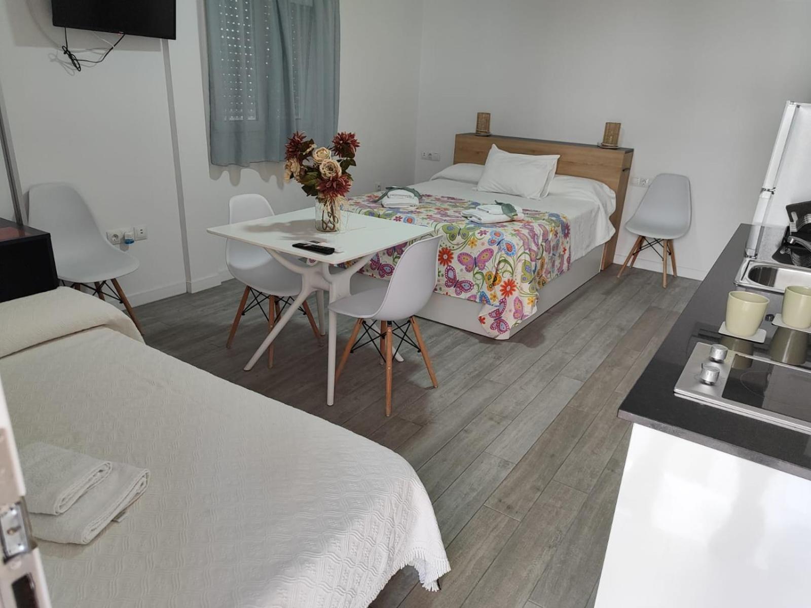 Alaudae Apartamentos Меріда Екстер'єр фото